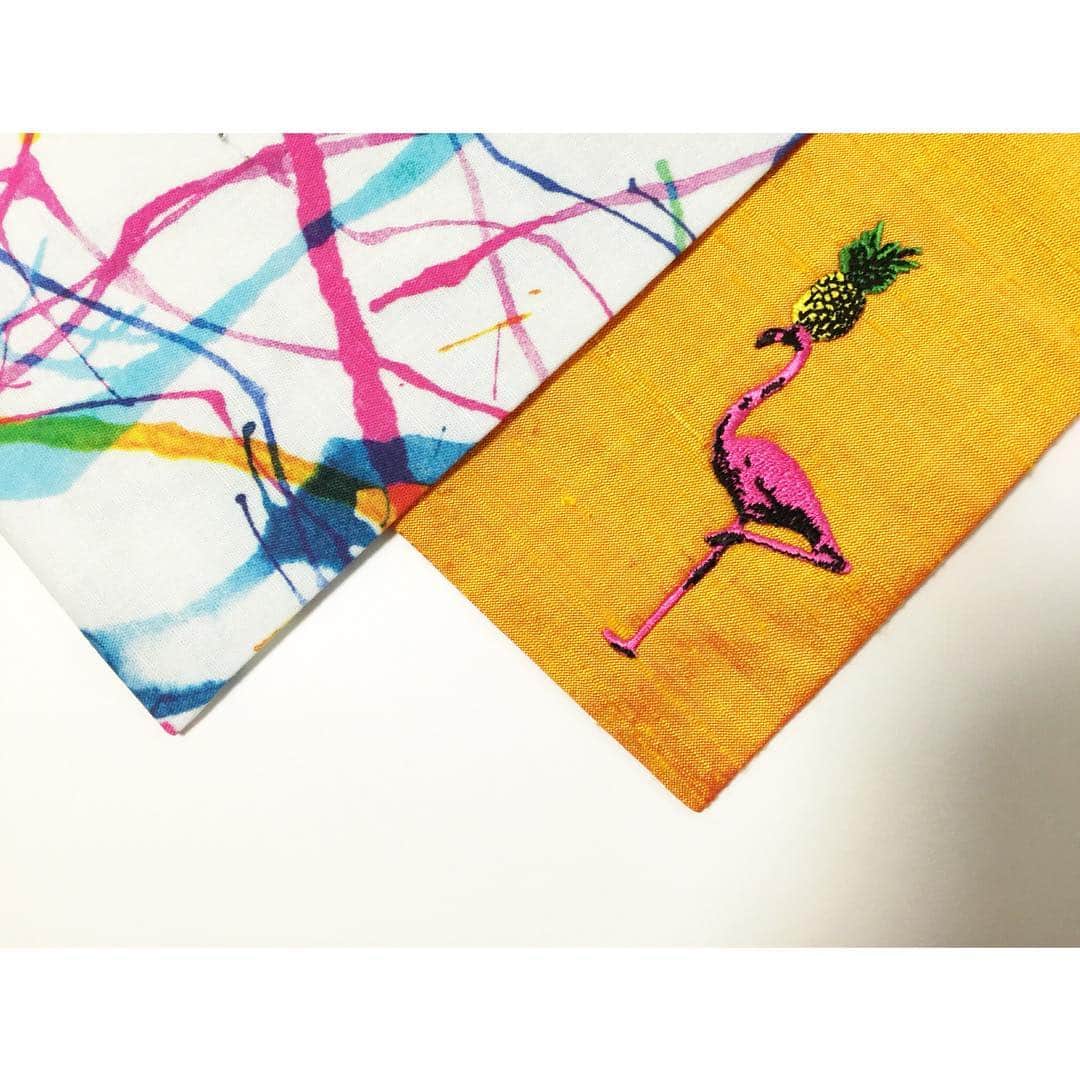 小祝麻里亜さんのインスタグラム写真 - (小祝麻里亜Instagram)「古帛紗げっと❗️ ・ 稽古に行ったら、渡辺奈菜さんの個展が開催中だったので古帛紗を購入しました🍵刺繍のパイナップルフラミンゴは後から付けて頂いたよ😊😊夏の茶道もより楽しめそう🙌🏻稽古は初心に戻って、盆略点前でした👘 ・ #superseven#nanawatanabe #exibition#flamingo#pineapple  #古帛紗#茶道#裏千家#盆略点前 #パイナップル#フラミンゴ thanks.. @nana_super_seven」7月4日 15時21分 - maria_koiwai