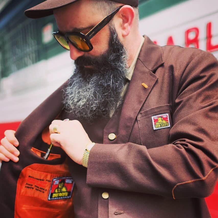 ベンデイビスのインスタグラム：「The legend who is @mrjeremyfish sporting his custom #bendavis suit. #sanfrancisco #northbeach」