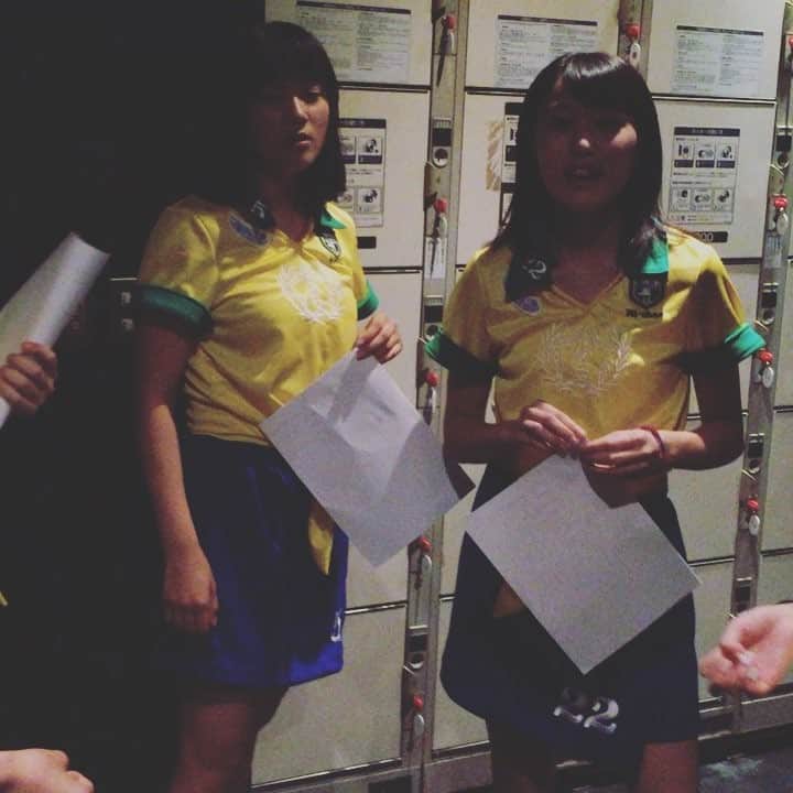 のインスタグラム：「本日、天晴れ原宿さん初主催ライブ「APPARE! HARAJUKU Start Up Party!」に出演させていただきました！スイカ割り対決の代表は男気ジャンケンで決定！ #ぷちぱすぽ  #天晴れ原宿」