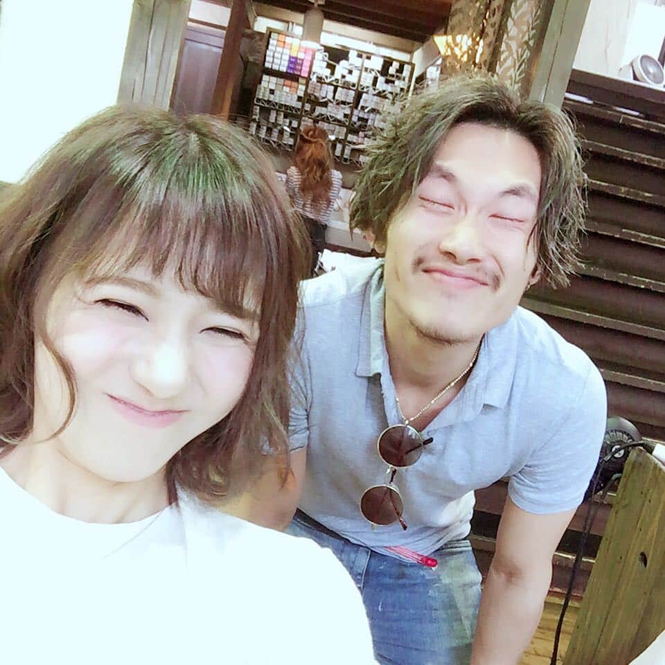 希志あいののインスタグラム：「今日も塩ピ♪ 右です！！ いつもありがとうございます！ #アンククロス #塩川さん」