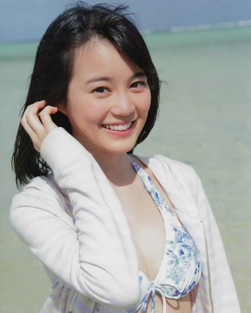 生田恵梨香水着画像 