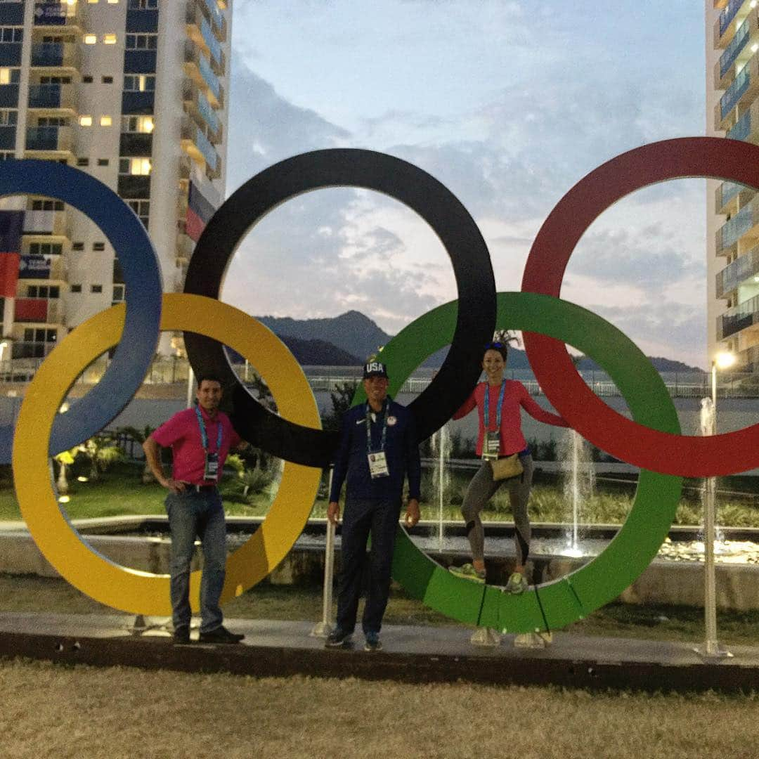 マット・クーチャーのインスタグラム：「I got a chance to check out Olympic Village this afternoon with Sybi and Sybi.」