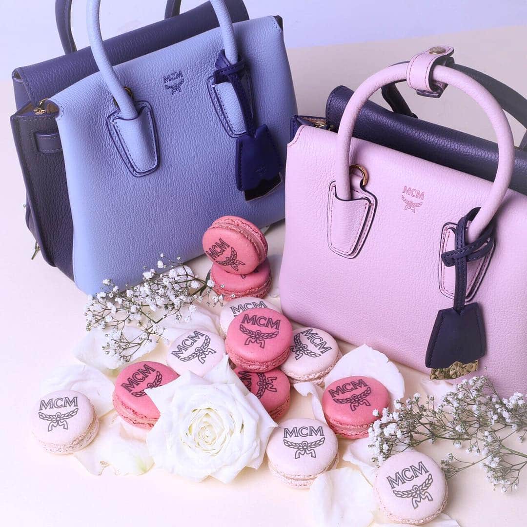 CeCi Thailandのインスタグラム：「Mother's day is officially around the corner and MCM is here to celebrate number one leading lady in your life with our macaron and Milla Mini tote in sweet pastel. #MCMAW16  Pamper your beloved mom on this Mother's day with MCM sweet macaron and pastel Milla Mini tote at MCM #EmQuartier #MCMAW16  Celebrating this Mother's day with MCM sweet macaron and Milla Mini tote in pastel, a perfect gift for you mom #MCMAW16」