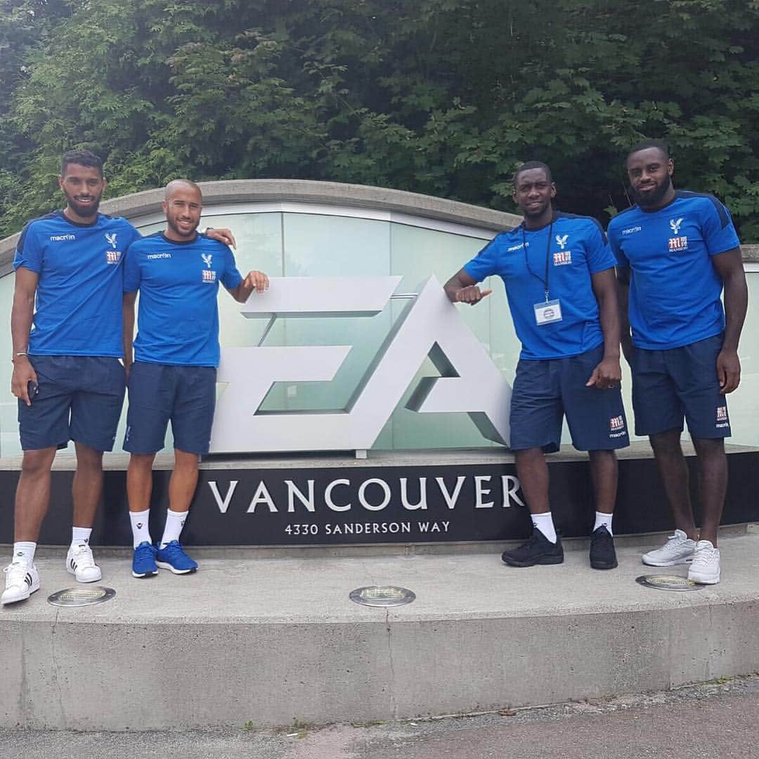 ハイラン・ボアテングのインスタグラム：「Decent afternoon at EA sports Vancouver playing FIFA 17」