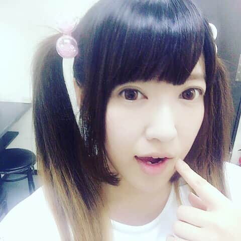 里本あすかのインスタグラム：「楽屋入り」