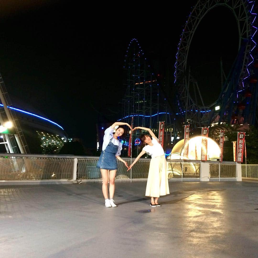 紺野あさ美さんのインスタグラム写真 - (紺野あさ美Instagram)「今日も #お疲れさまでした ！ #heart #はいポーズ  #ロケ#東京ドームシティ#遊園地 #浦まゆ ちゃん #AOA#踊るってよ」7月20日 0時11分 - asami__k