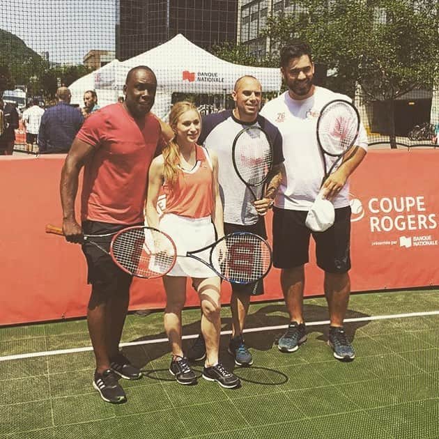 ジョアニー・ロシェットのインスタグラム：「Match amical @tennis_canada @couperogers」