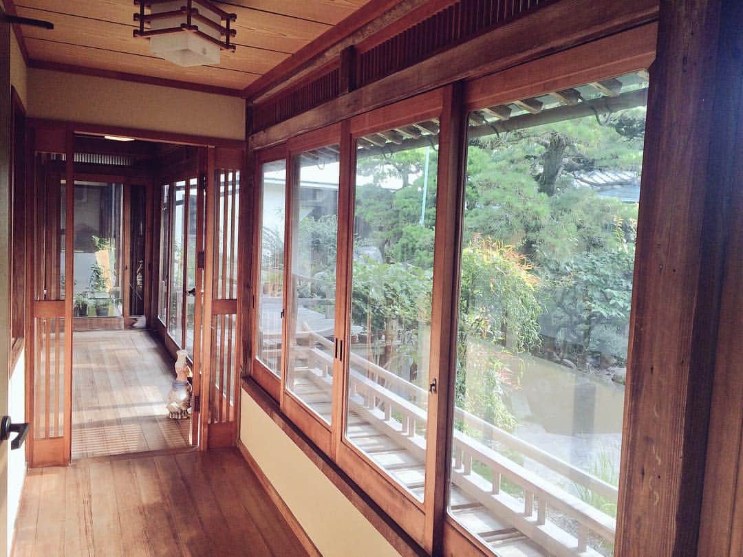 割烹旅館 海喜荘のインスタグラム：「夏は気持ちがいいんです(*´`*) #大分 #国東 #旅館 #japan #hotel  #古 #写真好き #写真部 #photo」
