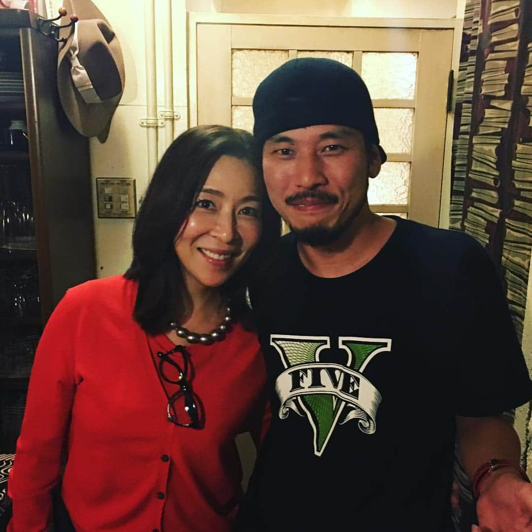 RYO the SKYWALKERのインスタグラム：「真矢みきさんと！めっちゃ気さくで素敵な方でした。うた聴いてもらえてよかった〜！( ^ω^ )あざした！」