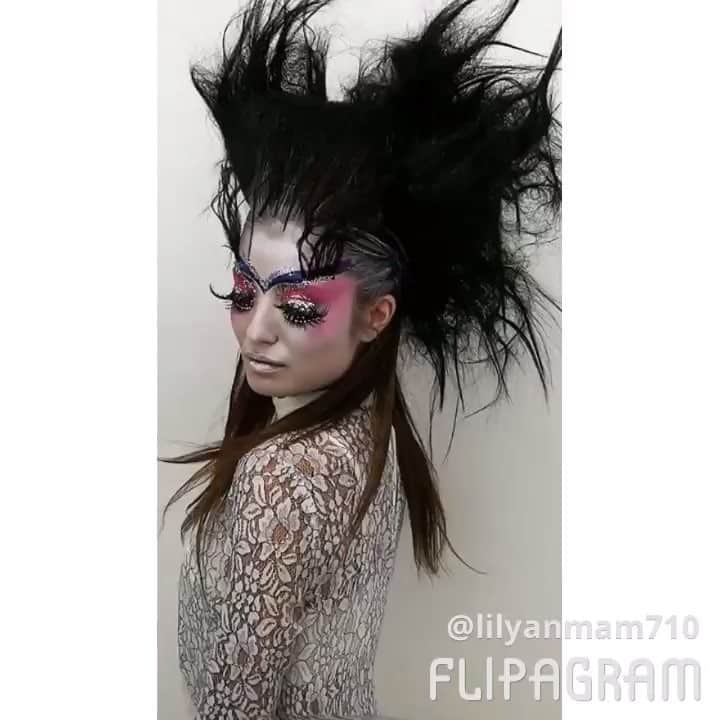 𝙴𝚁𝙸𝙲𝙰𝙽のインスタグラム：「✔️ #OneDirection #What You Make Beautiful ・ ✔ @MorganeHilgers @faretra_paris  Thx...💋💄💛 ・ #exciting day #paris #france  #makeshow #hairshow #makeup #makeupaddict  #model #japan #tokyo  #モデル #ヘアショー #メイクアップ #メイク#ヘアアレンジ  #メイクアップアーティスト  #アバター」