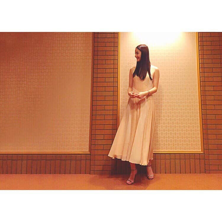佐々木希さんのインスタグラム写真 - (佐々木希Instagram)「講談社のパーティへ。 シンプルだけど上品なADEAMのdress。  #講談社#ADEAM」7月28日 19時50分 - nozomisasaki_official