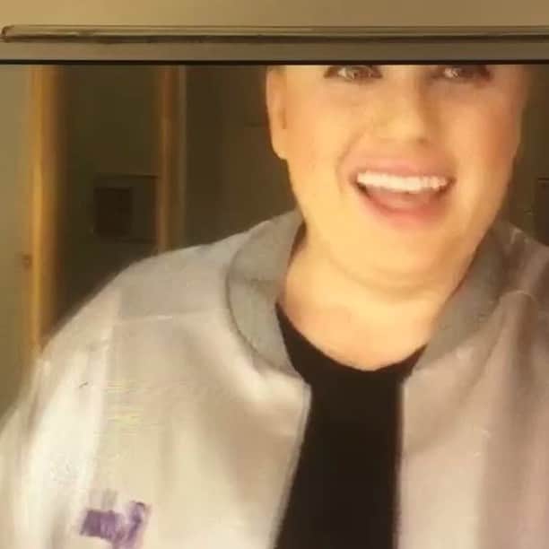 アンティポディアムのインスタグラム：「@rebelwilson in her custom Antipodium jacket 💜 #antipodium #london #British #guysanddolls」