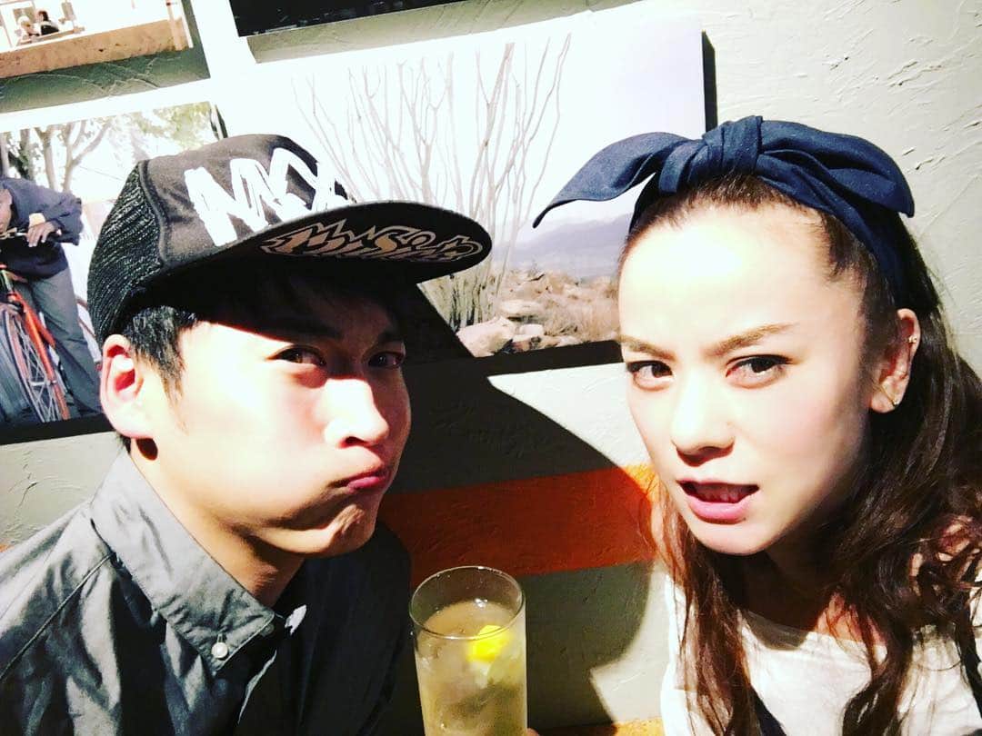 azumiのインスタグラム：「マイメン  #黄川田将也 #函館珈琲」