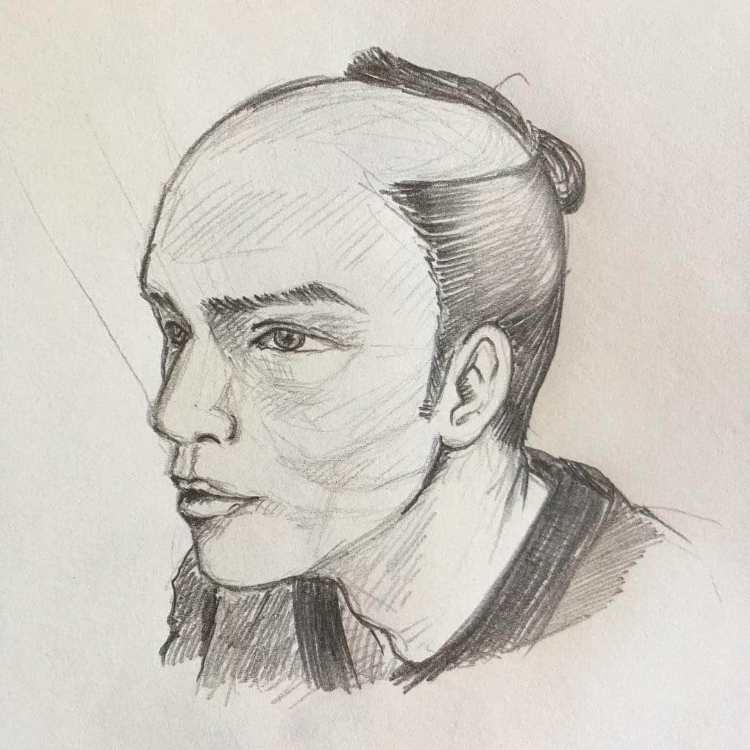 志真うたのインスタグラム：「japanese style  #illustration #japan #whiteandblack #sketch #manga #samurai #bushi #practice #pencil #dessin #drawing」
