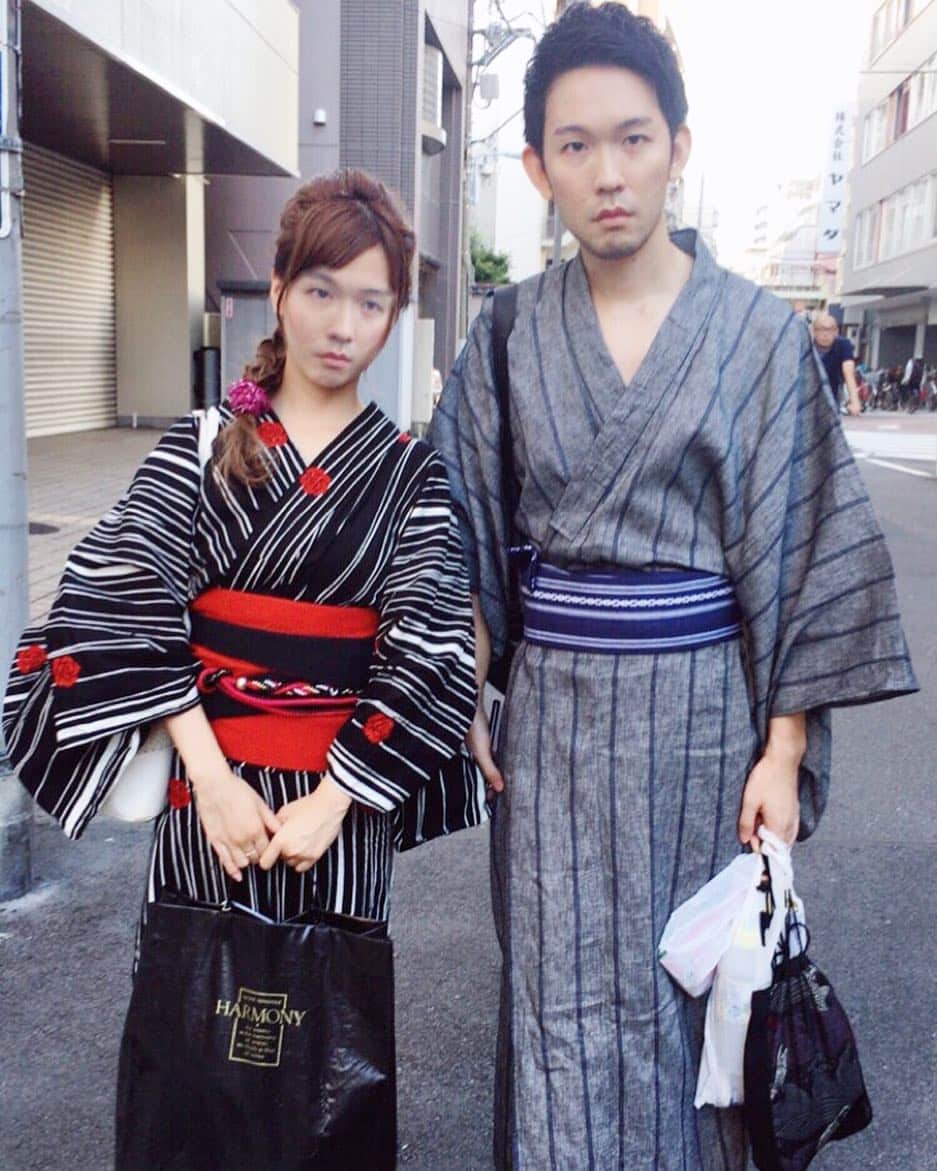吉川ちえさんのインスタグラム写真 吉川ちえinstagram 浴衣カップル と見せかけてよく見たらいつもの ブスシリーズ W ﾉ 笑 ぱっとみ こんなカップルいそう よく見たらブス 相変わらずのブス 安定のブス 遠めからでも ブス ブスシリーズ