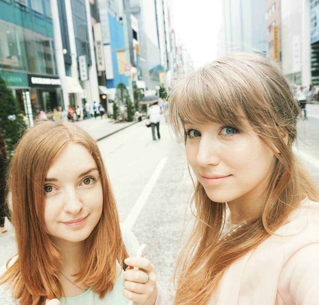 のインスタグラム：「アリョーナと銀座✨ 今日はその動画アップしてる！ Гинза с Алёной) в сегодняшнем видео  #銀座 #ロシア人 #あしや #japan #tokyo #ginza #russian #ashiya」