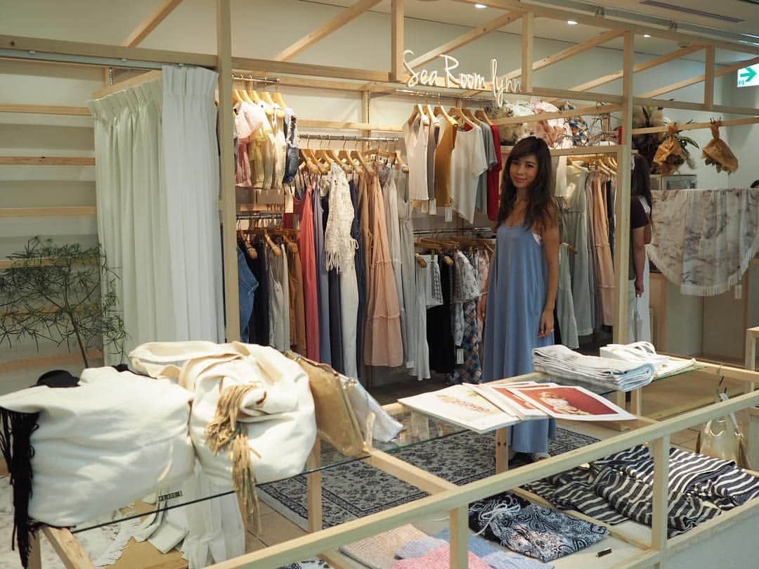 のインスタグラム：「新宿ルミネエスト最終日❤️ . #searoomlynn#シールームリン #shinjuku #ルミネエスト#popupshop」