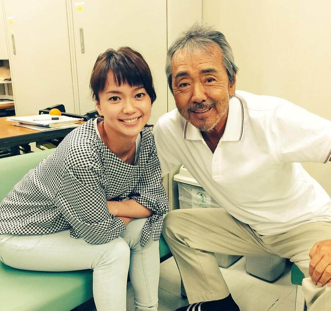多部未華子のインスタグラム：「Instagram 始めました。  TBS日曜劇場 仰げば尊し 樋熊奈津紀役で出演させて頂いています。 無名高校の吹奏楽部が全国の頂点 "音楽の甲子園"を目指すという実話を基にした感動の物語です。 世代問わず楽しんでいただけるドラマになっています。 毎週日曜21時放送！ ぜひご覧ください。  #仰げば尊し」