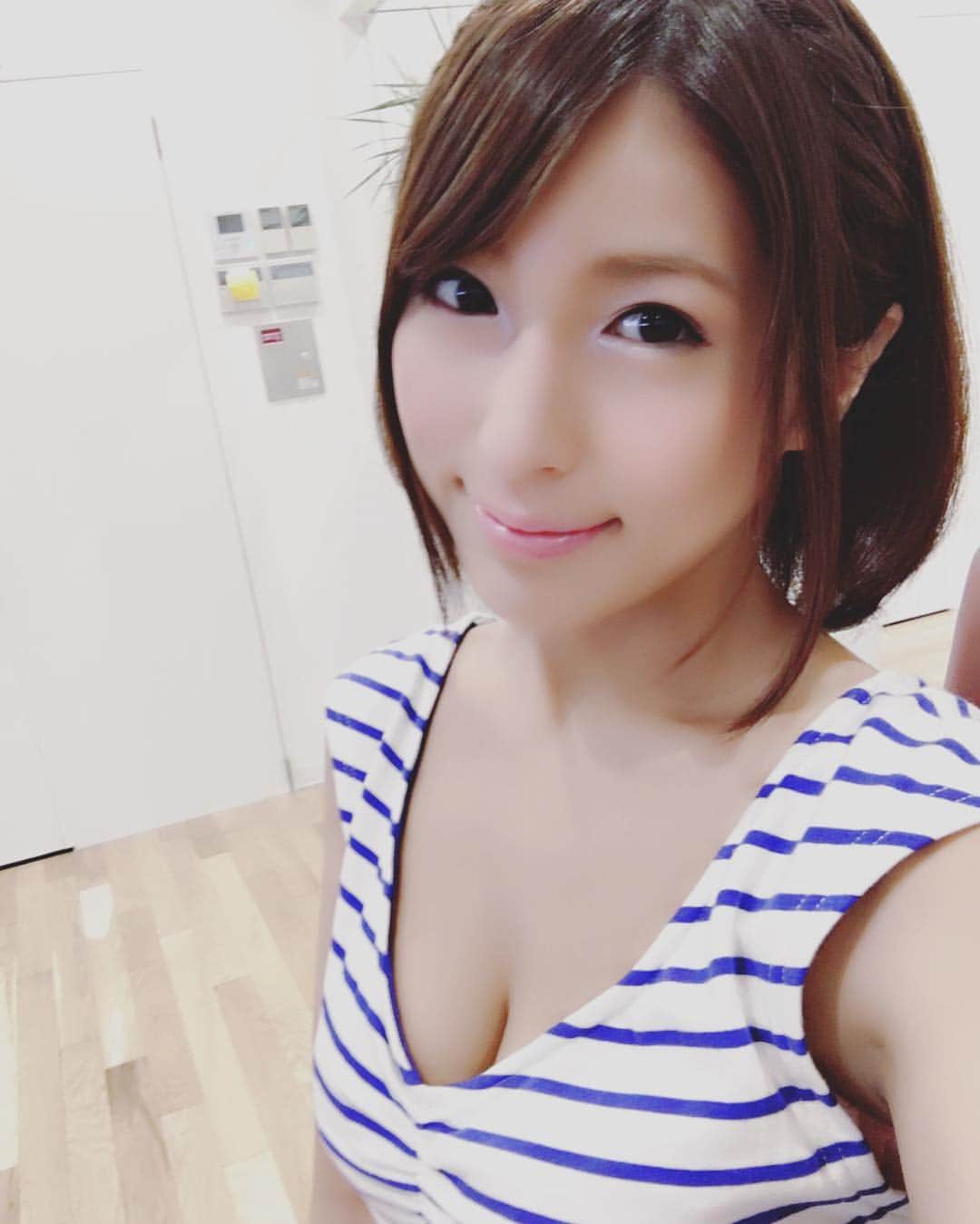 星野ナミのインスタグラム：「撮影頑張ります💫」