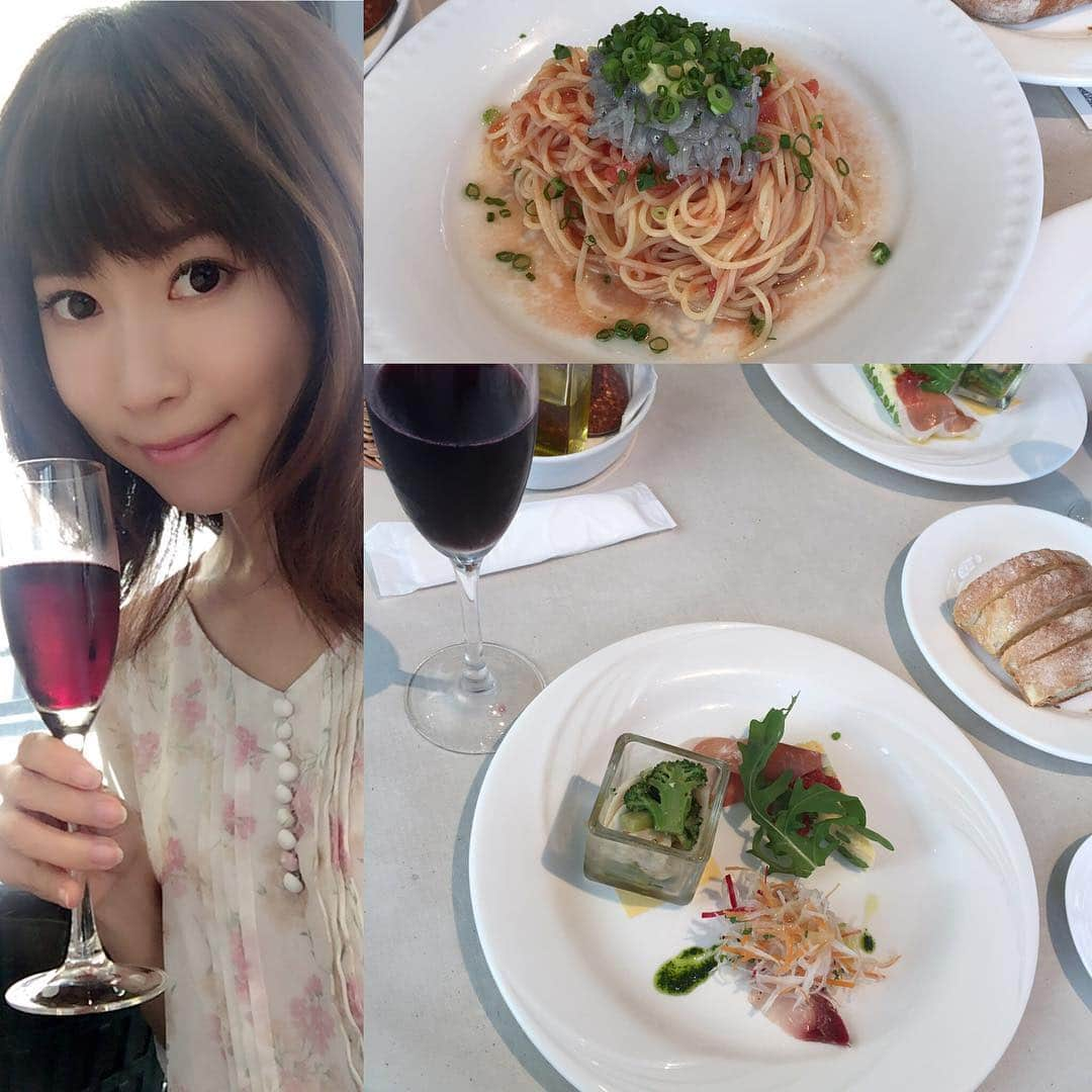 伊沢千夏さんのインスタグラム写真 - (伊沢千夏Instagram)「#今日のランチ #lunch #赤のスパークリング #めっちゃおいしい ♡︎(〃)´艸｀)ｵｲｼｰ♪︎」8月2日 16時28分 - izawachinatsu