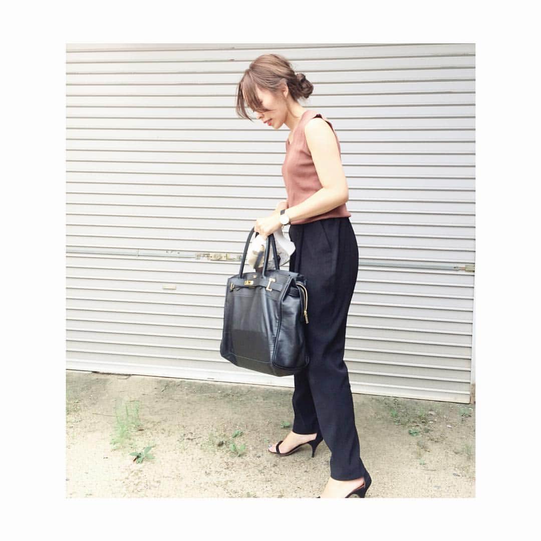 yukiss27のインスタグラム：「・ おはようございます🐼🐸 #ゆきこWEAR 更新しました👖 👖 ・ 今日も暑いな〜〜⛱⛱ ・ #ropepicnic  #enfold」