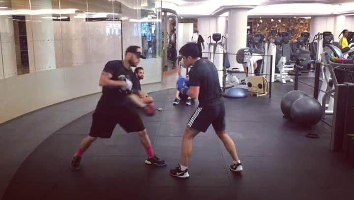 アブドゥル・マティーン王子のインスタグラム：「It's all about the snap 👊🏾 @lexual_healing_pt #boxing」