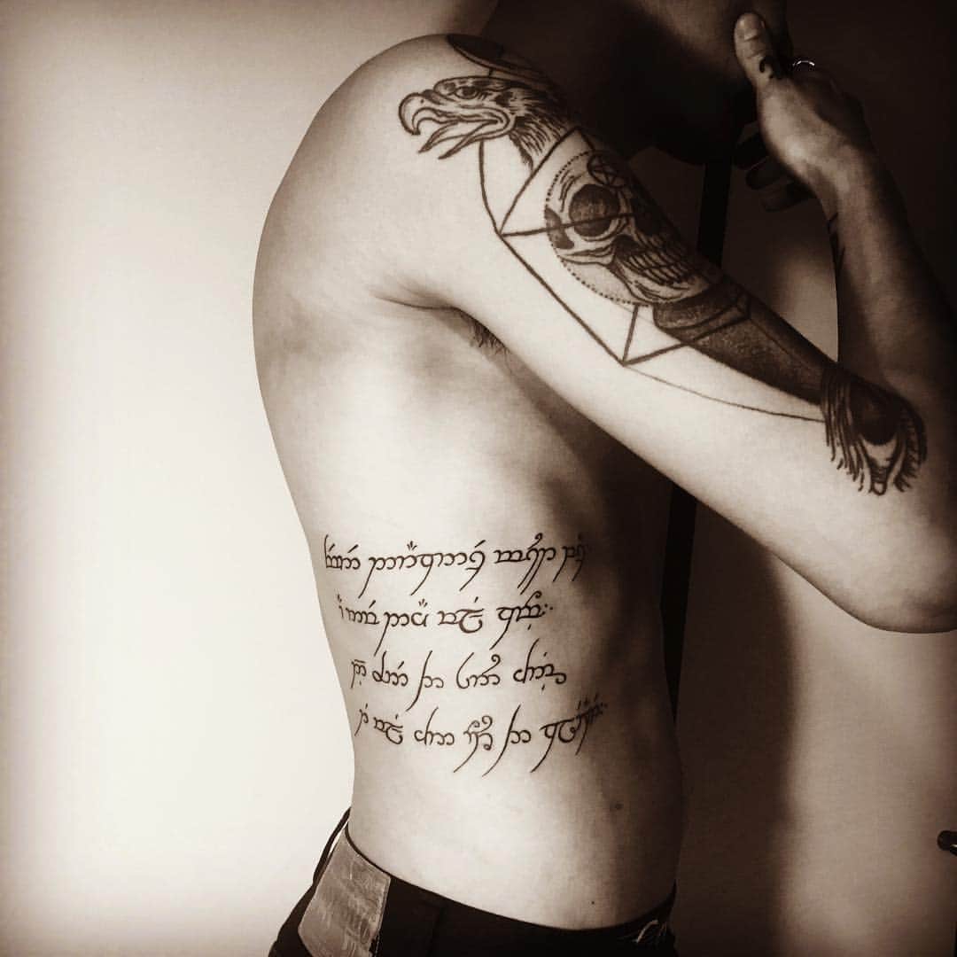 Terufumi Tamanoさんのインスタグラム写真 - (Terufumi TamanoInstagram)「Elvish Tattoo  #lotr #evendarknessmustpass」8月7日 23時29分 - terucrossfaith