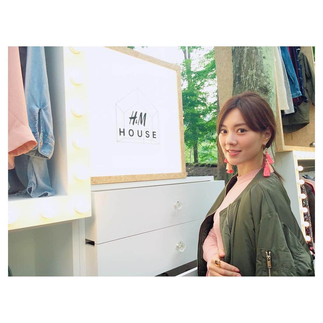 安座間美優さんのインスタグラム写真 - (安座間美優Instagram)「H&M HOUSE 身につけているもの全てH&Mのもの◡̈⃝⋆* #HM_HOUSE#wwd_jp_pr」9月5日 18時39分 - mew_azama