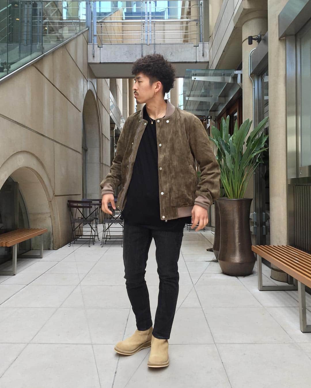 のインスタグラム：「【Styling】 〈nonnative〉 Jacket & Tee : nonnative  Pants : ACNE STUDIOS Shoes : nonnative × UNITED ARROWS & SONS #nonnative#acne#acnestudios  #unitedarrows#unitedarrowsandsons#2016fw staff IM」