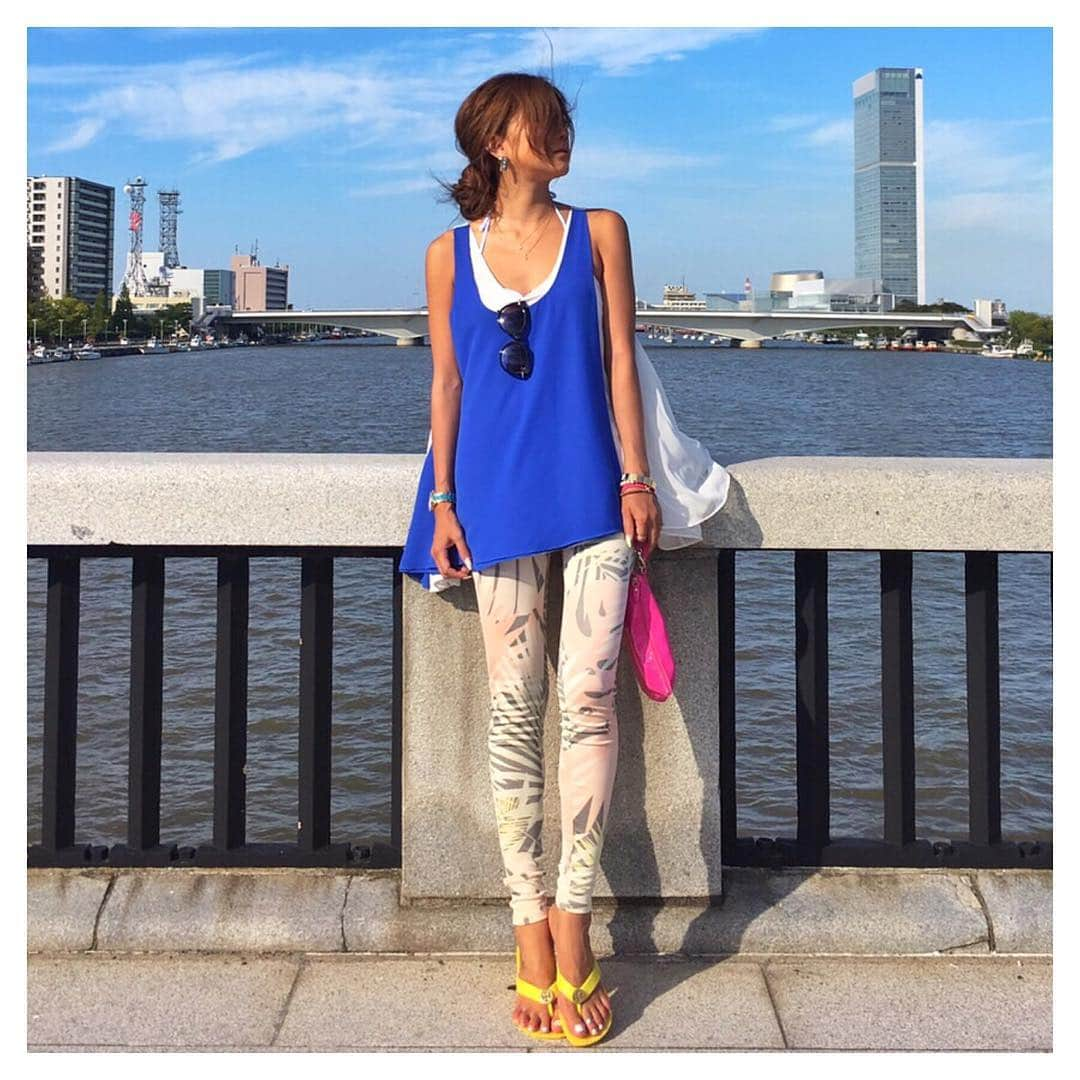 加賀美早紀さんのインスタグラム写真 - (加賀美早紀Instagram)「#私服 は#blog に掲載 #ビビットカラー たまに着ると#可愛い#❤️ #天気 も良くて#景色 も良くて#言うことなし！ * #ootd #fashion #style #beauty #vivitcolor #instagood #happiness #l4l #code #summer #beautifulday #加賀美早紀」9月5日 17時06分 - kagami_saki