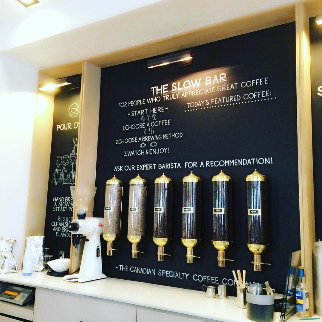 村主章枝さんのインスタグラム写真 - (村主章枝Instagram)「such a unique second cup coffee バーと見立てた、面白いsecond cup coffee #coffeebar  #secondcupofcoffee  #toronto🇨🇦」8月13日 7時17分 - fumie.suguri