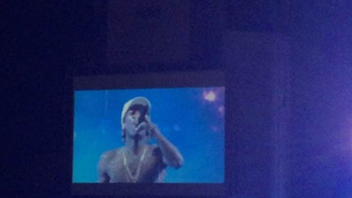 のインスタグラム：「#WizKhalifa #SnoopDogg😘🌴🚬 🎤#seeyouagain」