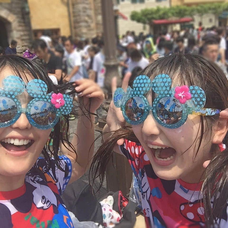 野中藍さんのインスタグラム写真 - (野中藍Instagram)「妹とミニーのトロピカルスプラッシュ💓 #tds #tokyodisneysea #ミニーのトロピカルスプラッシュ #ミニーちゃんに水撒かれた後」8月14日 21時18分 - ai_nonaka