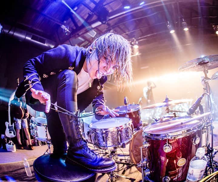 Tatsuya Amanoのインスタグラム：「to the next level with Dr. Martens😎👢🤘」