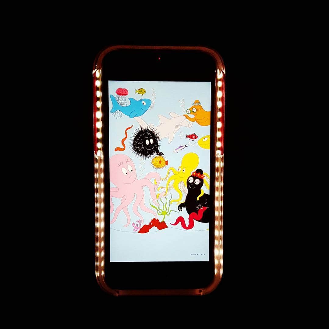 プラザ Plazaさんのインスタグラム写真 プラザ Plazainstagram バーバパパ 壁紙更新しました Plazaのwebサイト内 Character Barbapapaのページからダウンロードしてくださいね Barbapapa バーバパパ 壁紙 待ち受け 海の生き物 海 うみ 水族館 8月15日