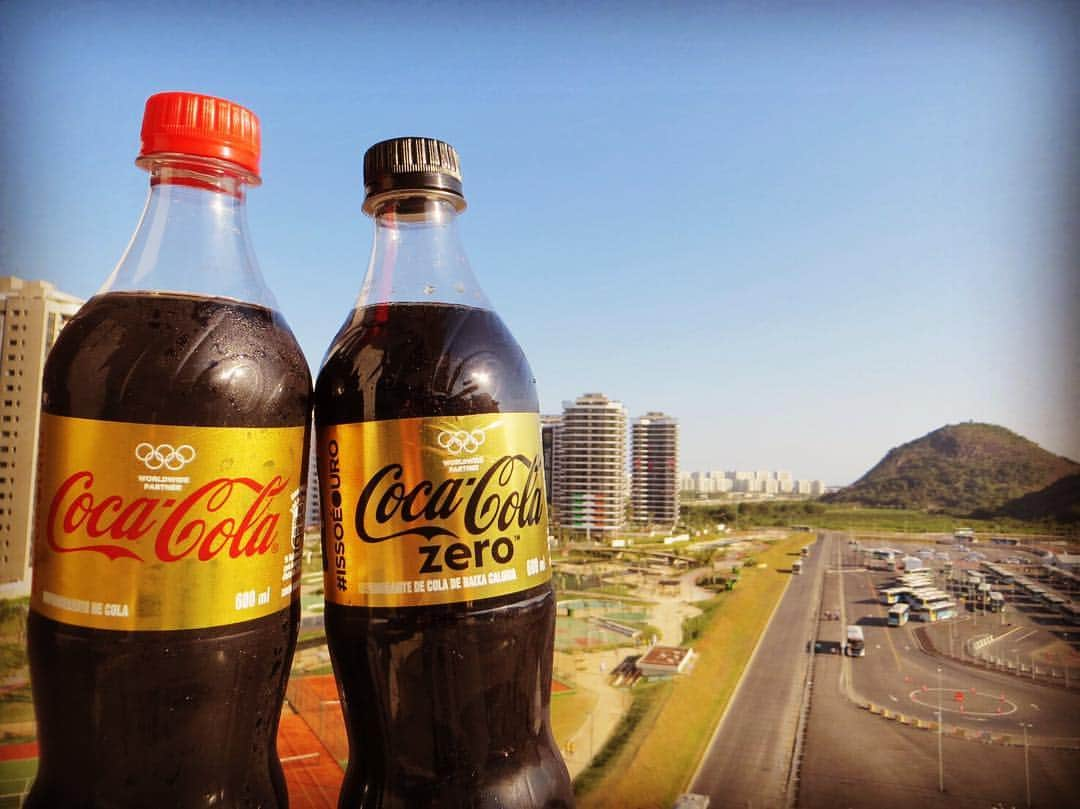 藤森太将のインスタグラム：「#thank you Rio🇧🇷 #next stop tokyo🇯🇵 #olympic  #cocacola」