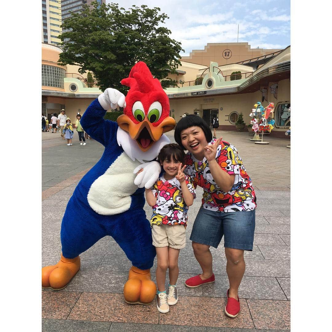 日本テレビ「ヒルナンデス！」さんのインスタグラム写真 - (日本テレビ「ヒルナンデス！」Instagram)「08/16火曜ヒルナンデス！『ユニバーサル・スタジオ・ジャパン』ロケからのオフショット。 ▼夏のユニバーサル・スタジオ・ジャパンのお得情報を大公開!暑さを吹き飛ばす夏イベント人気ジェットコースターであさこ&永野絶叫 他にも ホームセンターでりゅうちぇると便利グッズ探し一工夫で切れ味長持ちの包丁カーペット&網戸掃除の楽々グッズ今人気のインテリアにおすすめのグリーンアイテム ▼冷凍食品の最新トレンド夕食にそのまま出せるおかずが続々登場&焼き立てパンが自宅で簡単に ▼今オトナ女子に人気のナイトプールに潜入 OAをお楽しみに！ (c)日本テレビ #ヒルナンデス #ユニバーサルスタジオジャパン #オカリナ #おかずクラブ #エヴァちゃん #ウッディウッドペッカー」8月16日 10時43分 - hirunandesu_ntv_official