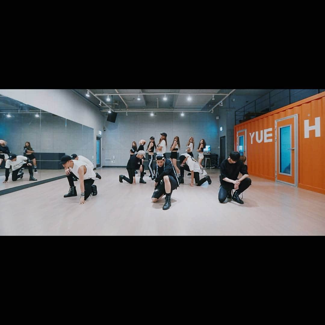 Yteenのインスタグラム：「#‎Y틴‬ (‪#‎몬스타엑스‬ X ‪#‎우주소녀‬), ‘DO BETTER’ #안무영상 공개!! Y틴 멤버들의 색다른 매력을 영상을 통해 확인하세요~! 👉 https://youtu.be/gZz60gj92D0 #MONSTAX #WJSN #COSMICGIRLS #Yteen #Dobetter #Dance_practice_video」