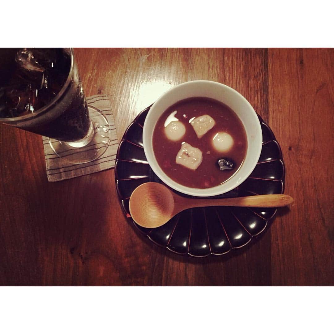 佐々木希さんのインスタグラム写真 - (佐々木希Instagram)「今日の撮影が全て終わり、写真集の追加取材をしながら皆んなでお茶。 大好きなお店💜 この時間のお茶でまだまだ夜ご飯食べられないなぁこりゃ🍵お腹いっぱい♡笑  #青家#取材#かくしごと#写真集」8月18日 18時29分 - nozomisasaki_official