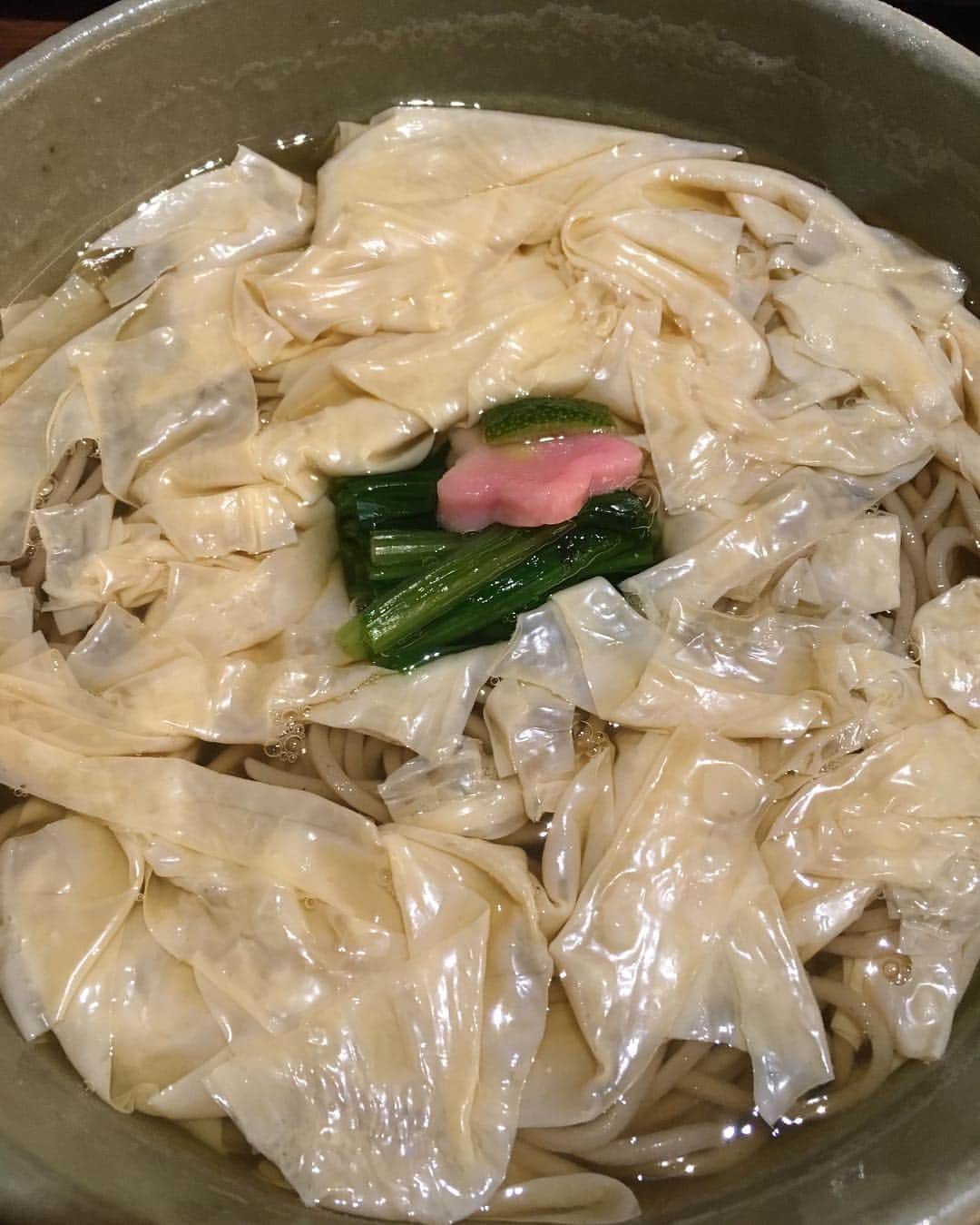 鈴華ゆう子のインスタグラム：「湯葉そば〜(･ω･)」
