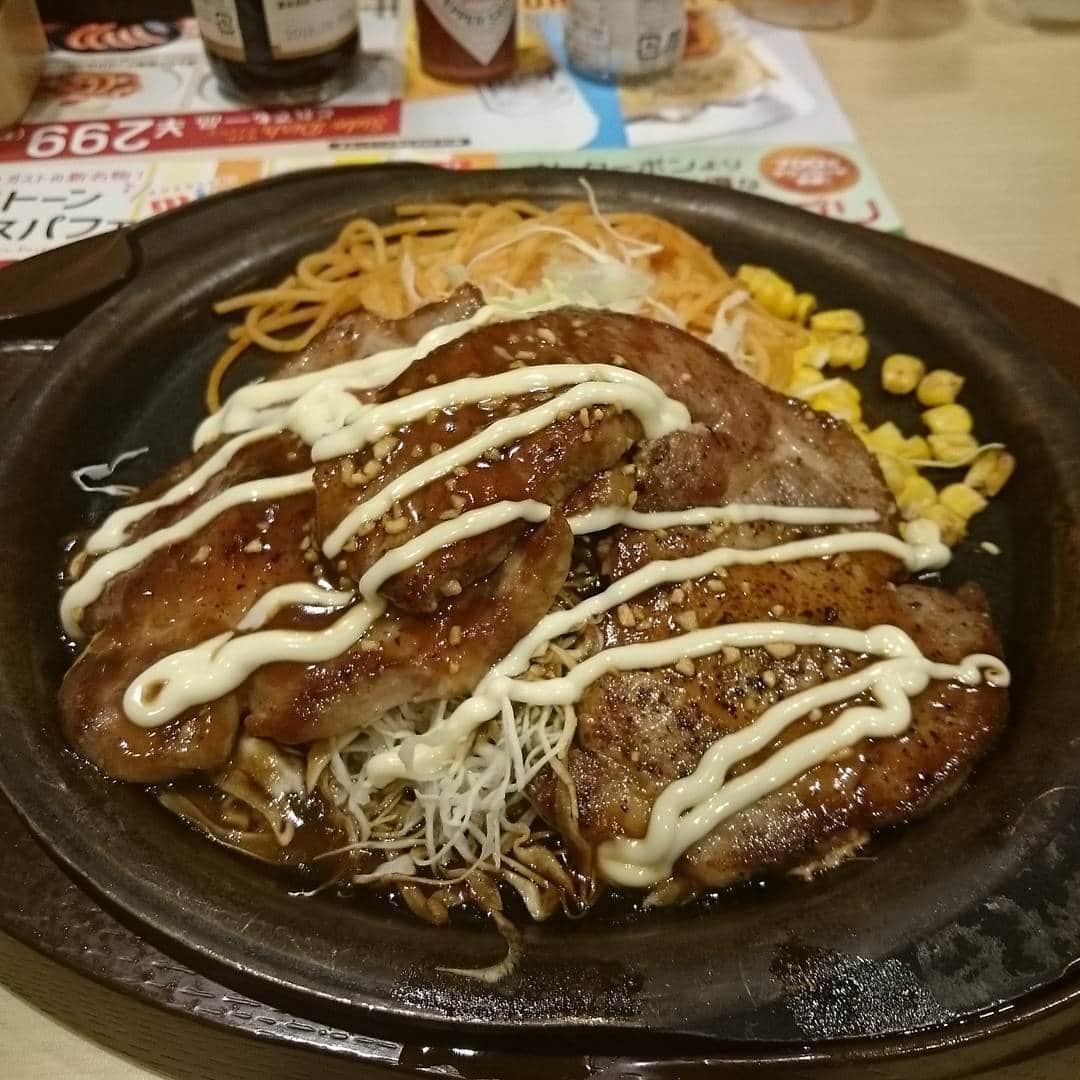 三宅大志のインスタグラム：「打ち合わせ開始！」
