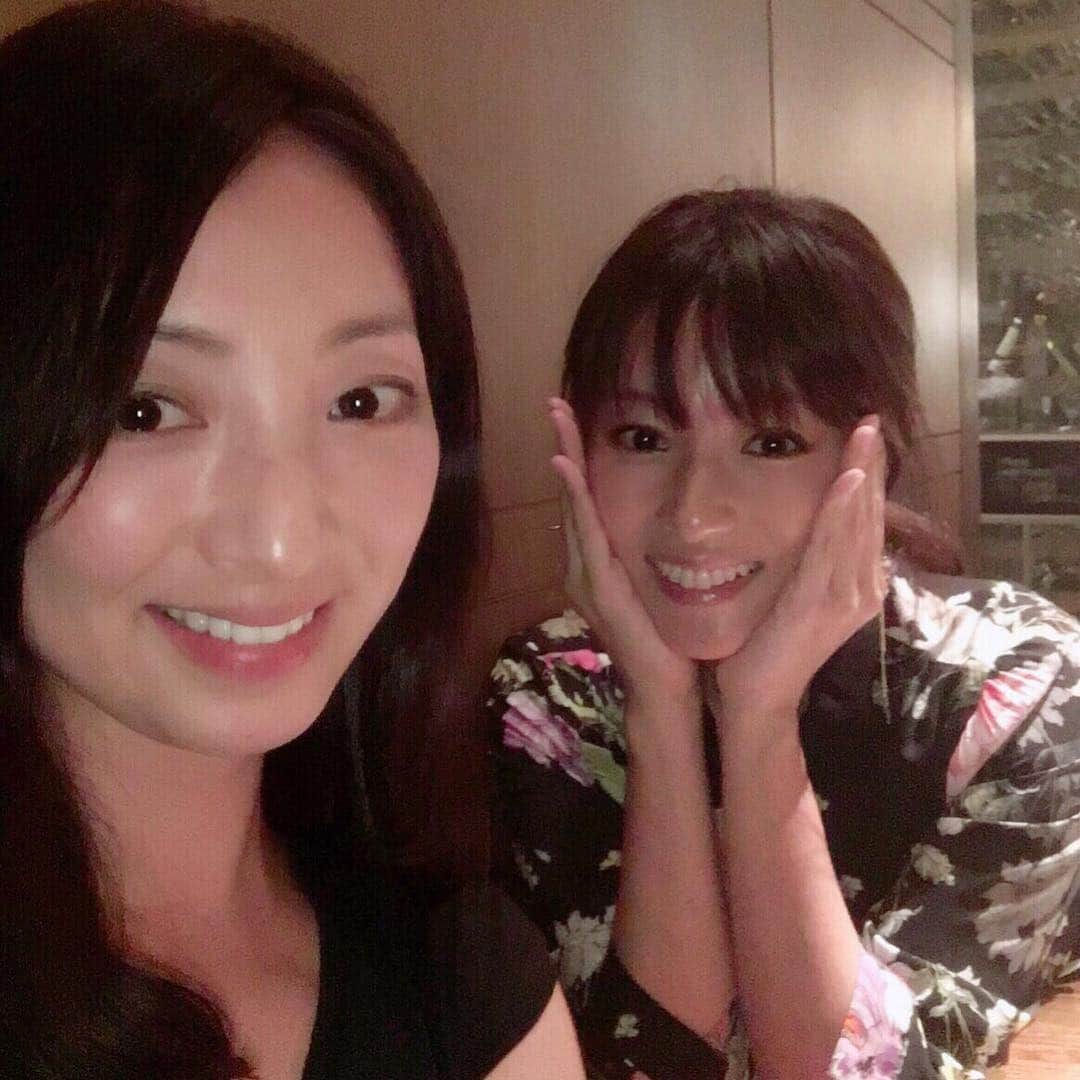 深田恭子のインスタグラム：「昨日は10時間以上も一緒にいました🍒 #自撮り撮りっこ #kyokofukada」