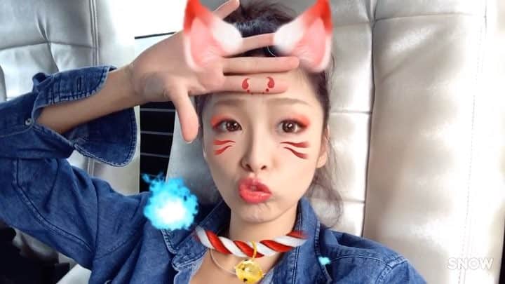 志摩夕里加のインスタグラム：「移動🚌✨✨ #snow #眠い」
