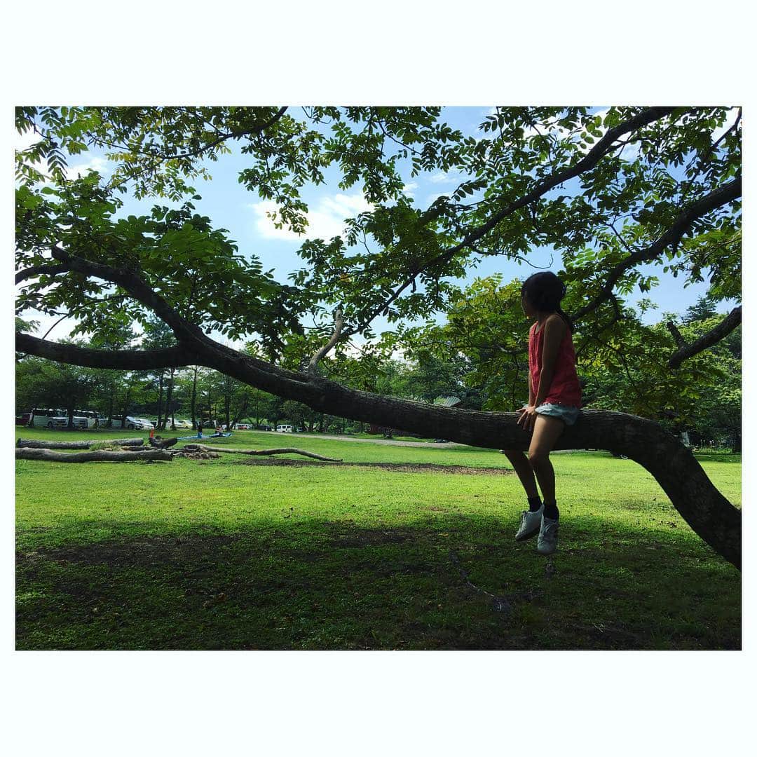 斎藤寛子さんのインスタグラム写真 - (斎藤寛子Instagram)「自然の中で、汗だくで遊ぶ子供たち♪. . 見てるだけで母は楽しい^_^♩. . #夏休み」8月21日 18時33分 - hiroko_1978