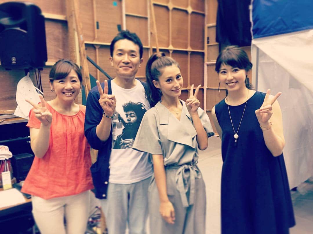 中根夕希のインスタグラム：「ライフスタイル博2016！ ゲストはダレノガレ明美さん、千葉雄大さん お二人には魅了されまくりでした…♡ うまくできたこと、 できなかったこと、 いろいろだったけど 糧になる2日間。 来ていただいた皆様ありがとうございました^^♡ #ライフスタイル博 #2016 #ダレノガレ明美 #千葉雄大 #広島グリーンアリーナ #ステージ裏 #青山アナ #泉水アナ #広島」