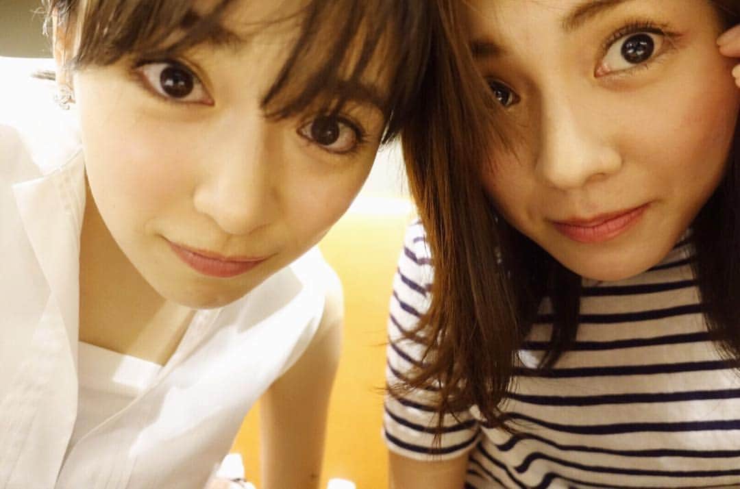 泉里香さんのインスタグラム写真 - (泉里香Instagram)「んー‥(´TωT｀) TAKE 2。 #やっぱりモデル同士なのにカメラに映るのが下手すぎる件」8月21日 19時30分 - rika_izumi_