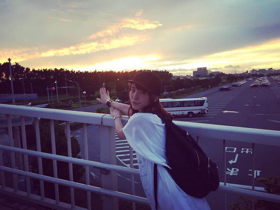 蒼山幸子さんのインスタグラム写真 - (蒼山幸子Instagram)「夕暮れ気持ちよかった。レディオヘッド見れた。 かえります🐸 #summersonic  #radiohead」8月21日 21時36分 - sachiko_aoyama