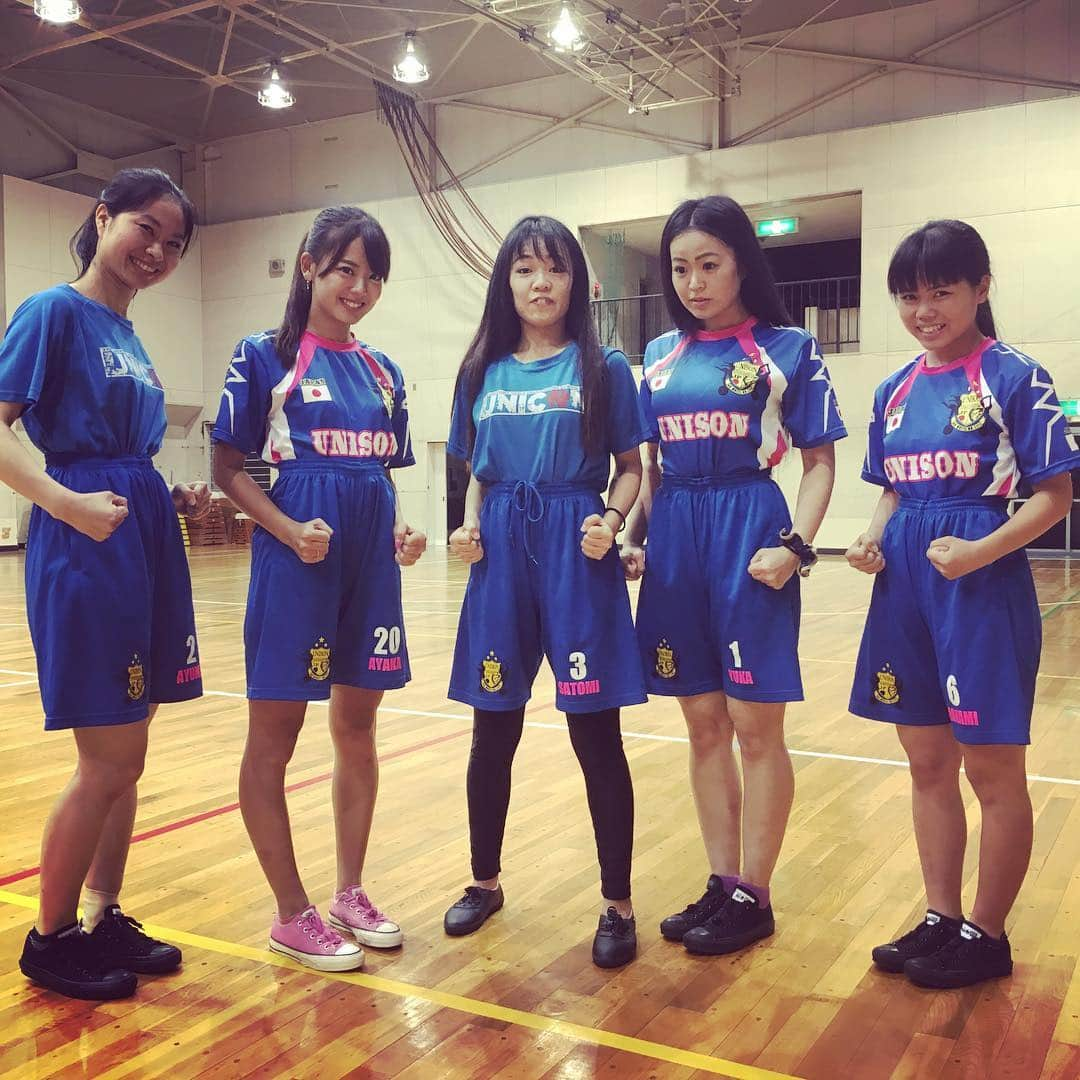 佐藤彩香さんのインスタグラム写真 - (佐藤彩香Instagram)「Uni Paradise Isehara😇💓 #todayspractice #unison #tshirt #pants #setup #toohigh #ilovemyfriends  #やっとセットアップで着れた #笑」8月22日 21時50分 - ayaka_01_sato