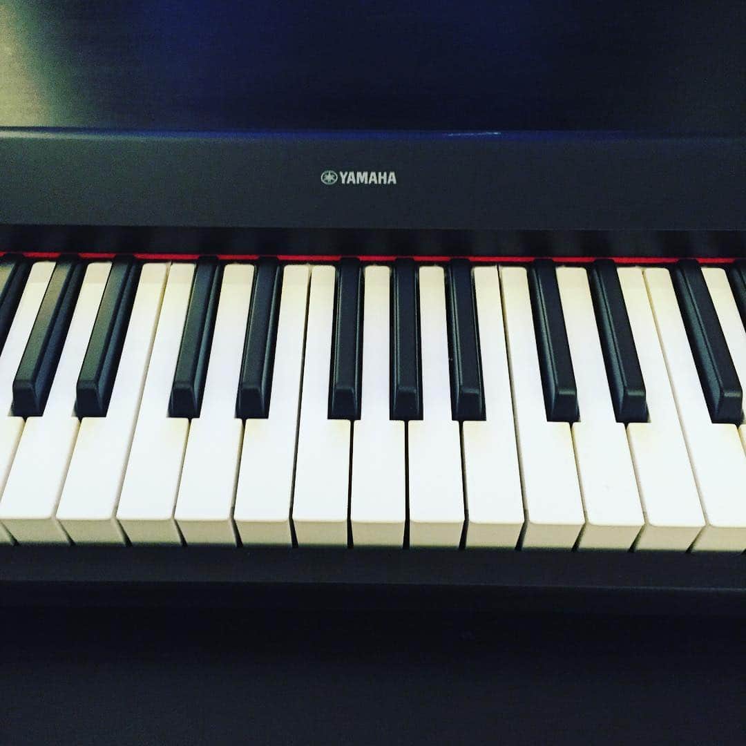 大貫勇輔さんのインスタグラム写真 - (大貫勇輔Instagram)「ピアノ買ったぜ！ #初ピアノ#歌練習#明日は初日」8月23日 23時05分 - yusukeonuki_official