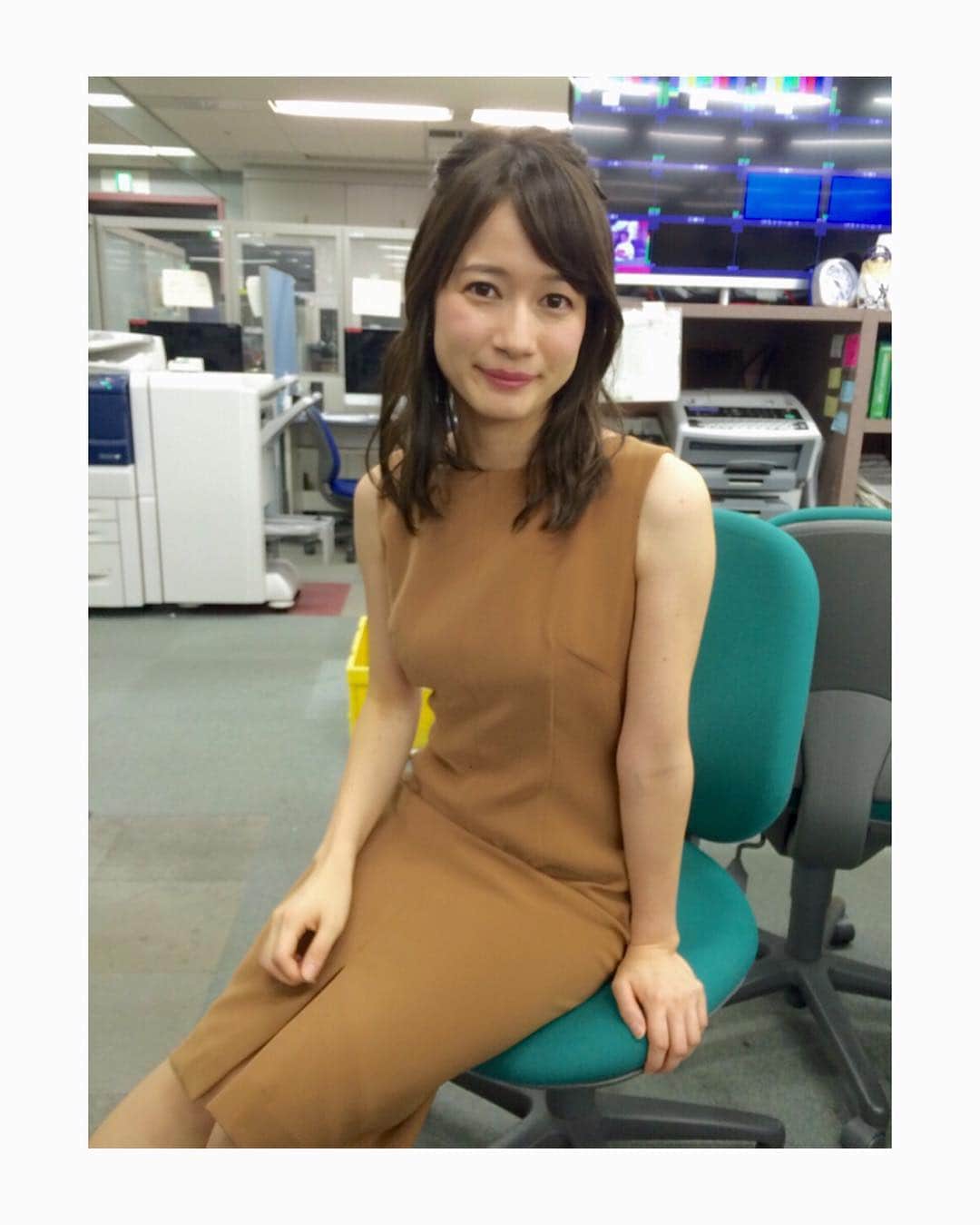宇内梨沙さんのインスタグラム写真 - (宇内梨沙Instagram)「おはようございます☀️ 昨日の衣装は #pinkyanddianne さんでした💓 とっても素敵な衣装😊 これから日本選手団の 帰国&会見取材に行ってきます🚗💨」8月24日 9時07分 - risaunai
